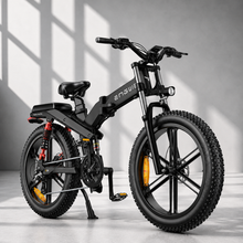 ENGWE X26 foldbar fatbike med triple suspension, 26-tommer fatbike-dæk, op til 150 km rækkevidde, hydrauliske skivebremser og Shimano 8 gear.